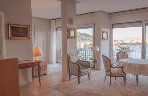 Mergellina Casa | Mergellina Seaside Panoramic Luxury Apartment with Lift