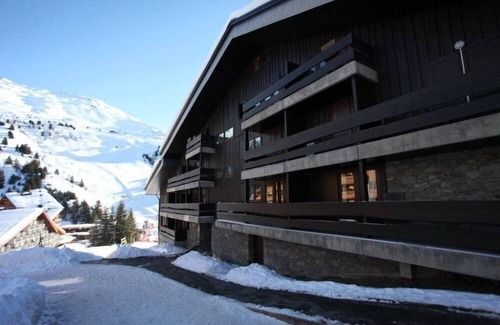 Meribel-Mottaret Apartamento | Méribel-Mottaret: ubicación excepcional del edificio en forma de chalet
