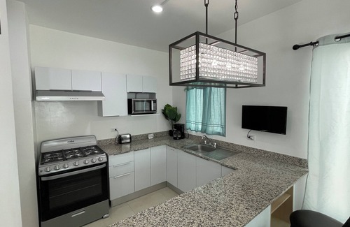 Merida Municipality Casa | Merida Getaway 2-bedroom house close to downtown, beach and MID with WiFi, AC