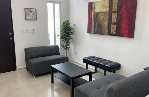 Merida Municipality Casa | Merida Getaway 2-bedroom house close to downtown, beach and MID with WiFi, AC