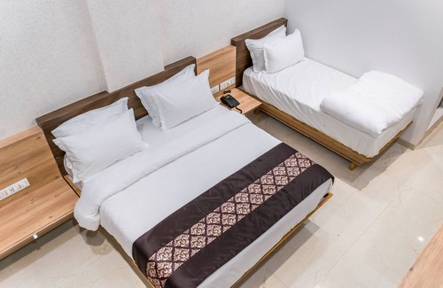 Surat Hotel | Meridian hotel Banquets and Rooms