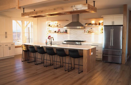 Buena Vista Cabina | Meridian House - A Blue Ridge Mountain Escape for Memories