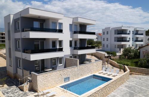 Zrce Apartamento | Meridian Pool Residences