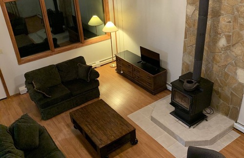 Parkland Beach Cabina | Meridian Vacation Rental and camping @ Gull Lake