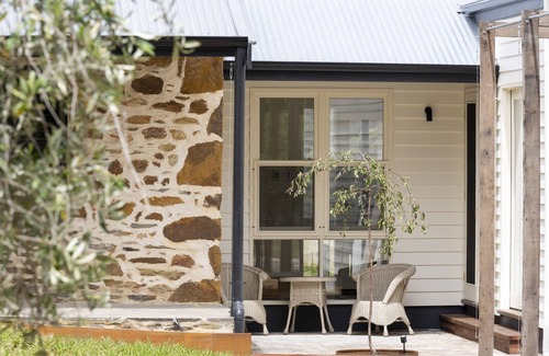 Currency Creek Casa | Merilli1885 - Private, Luxury Cottage