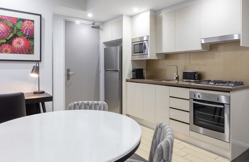 Macquarie Park Apartamento | Meriton Suites North Ryde