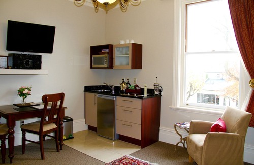 Merivale Cabina | Merivale Manor