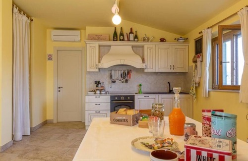 Morrovalle Casa | Merlana house nestled in the Marche countryside