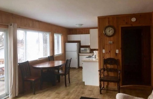 Prince Edward Chalet De Esquí | Merland Park Cottages - Muskey Mansion