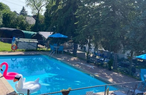 Prince Edward Chalet De Esquí | Merland Park Cottages - Muskey Mansion