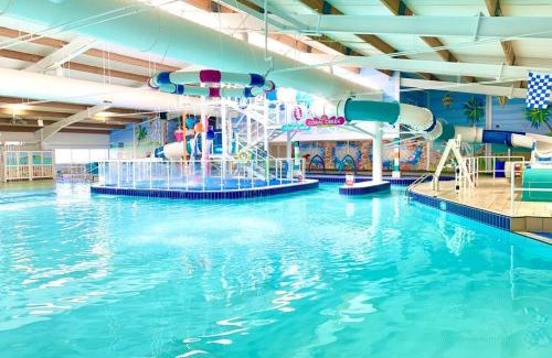 Selsey Casa | Merlin's Retreat, West Sands Holiday Park, Selsey