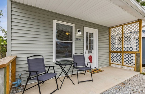 Geneva-on-the-Lake Apartamento | Merlot Cottage - GOTL Strip - Lover's Retreat