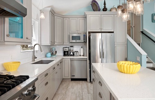Lantern District Casa | Majestic Mermaid Cottage - Jacuzzi privado, BBQ, FirePit, AC, Wifi gratis
