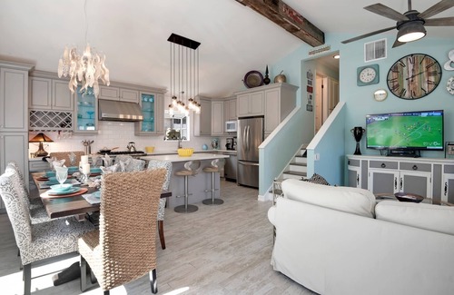 Lantern District Casa | Majestic Mermaid Cottage - Jacuzzi privado, BBQ, FirePit, AC, Wifi gratis