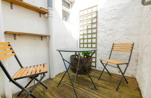Hove Apartamento | Mermaid Cottage - Wood Burner- by Brighton Holiday Lets