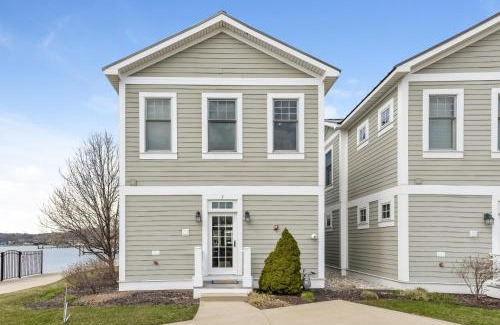 Saugatuck Villa | Mermaid Cove