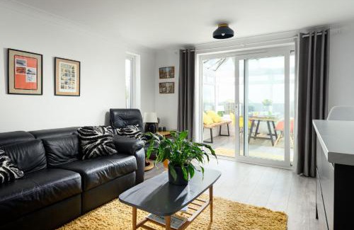 Porth Casa | Mermaid Gaze in Porth, Newquay