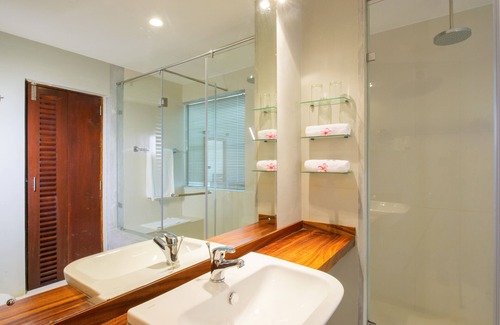 Waskaduwa Hotel | Mermaid Hotel & Club