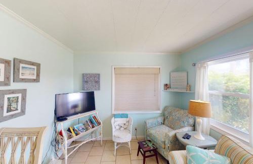 Laguna Beach Casa | Mermaid Tales