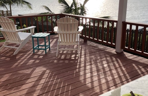 Spanish Wells Cabaña | "Sittin 'On The Dock Of The Bay" CARRO DE GOLF INCLUIDO