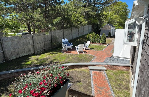 South Chatham Casa | “Mermaid’s Rest” Quiet South Chatham 2-Bedroom House, Close To Beaches