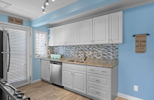 Gulfview Heights Casa | Mermaid’s Retreat - Heated Private Pool, Walk to Beach, Complimentary Bikes!
