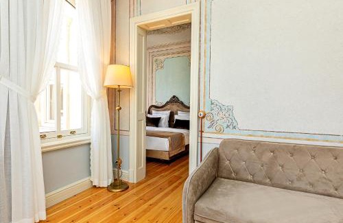 Galata Hotel | Meroddi Barnathan Hotel