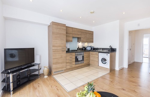 Reading Apartamento | Merrick House Apartments