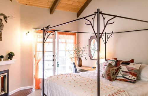 Old Monterey Hotel | Merritt House Hotel