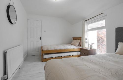 Bootle Apartamento | Mersey View 4 Bedroom by Liverpoollux Next To Everton Stadium