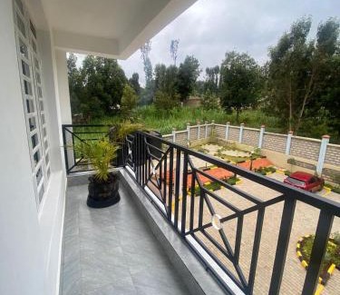 Meru Apartamento | Meru Heights Luxury Apartments