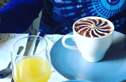 Monti Cama Y Desayuno | Merulana Suite 2