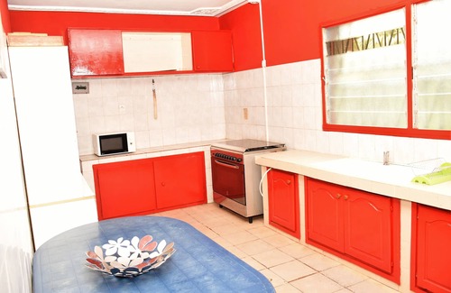 Douala Villa | "Mervey & Jayden Garden": Villa y apartamentos