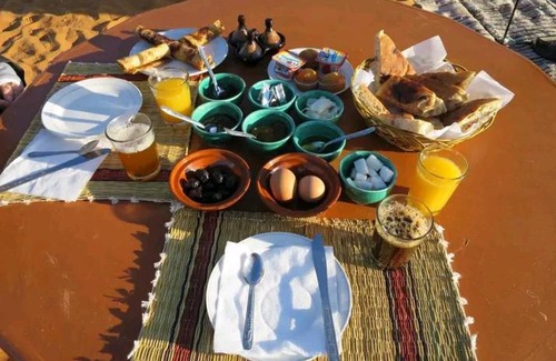 Lac Yasmins Otro | Merzouga Adrar Camp