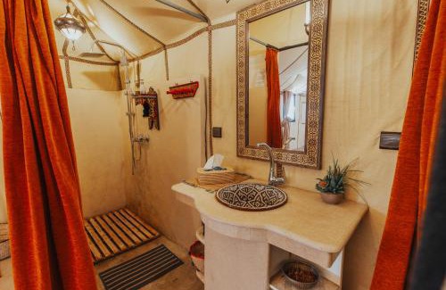 Taouz Otro | Merzouga Royal Camp