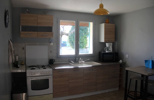 Carpentras Casa | Mes 3 Oliviers, quiet house with swimming pool