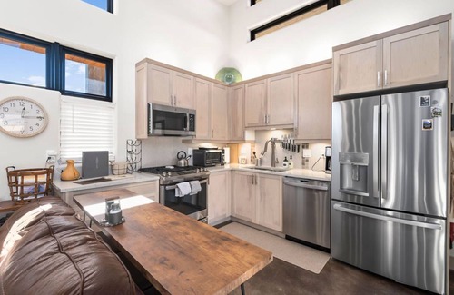 Mesa County Casa | Mesa Sunrise @ Palisade Legends