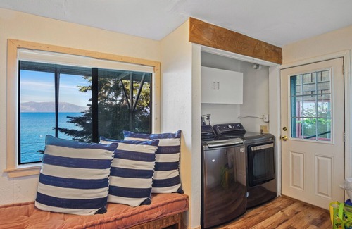 Meeks Bay Casa | Mesmerizing Meeks Bay | Outdoor Waterfront Deck