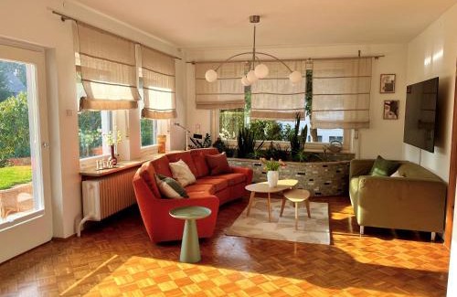 Wendelstein Casa | Messe- & Ferienhaus Gertraud am Ludwigskanal, 24 h Self Check-In, Gratis parken