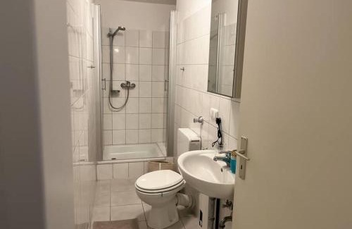Frohnhausen Apartamento | Messe nah, ruhig und zentral! MA1M