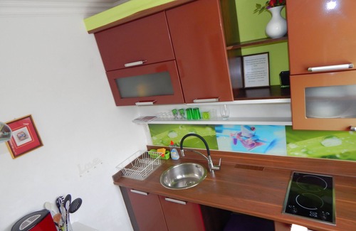 Sudoststadt Apartamento | Muy bonito apartamento, situado en el centro (METRO 8 min. Old Town 3 min. exposición)