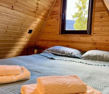 Bagvdanari Chalet De Esquí | Mestia Sunrise Cottage, 1BR Mountain Stay Svaneti