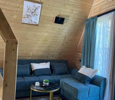 Bagvdanari Chalet De Esquí | Mestia Sunrise Cottage - 1BR Cosy Stay in Svaneti