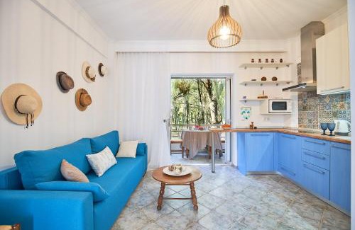 Metamorfosi Apartamento | Metamorfosi pine forest view