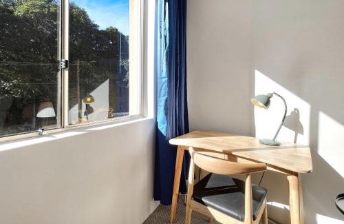 Camperdown Apartamento | MetaWise Cozy 1BR City Pad W Parking Near RPA & Sydney Uni