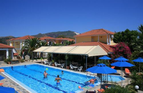 Kalamaki Hotel | Metaxa Hotel
