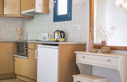 Kefalonia Hotel | Metaxatos Apartments