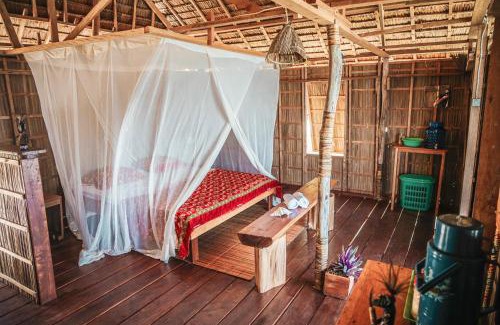 Sawinggrai Cabina | Methos Homestay - Raja Ampat