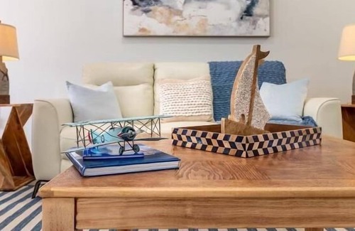 Tarpon Springs Casa | Meticulously renovated home in Tarpon Springs