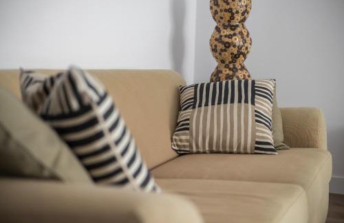 Ursynow Apartamento | Metro Kabaty Elegant Apartment by BookingHost